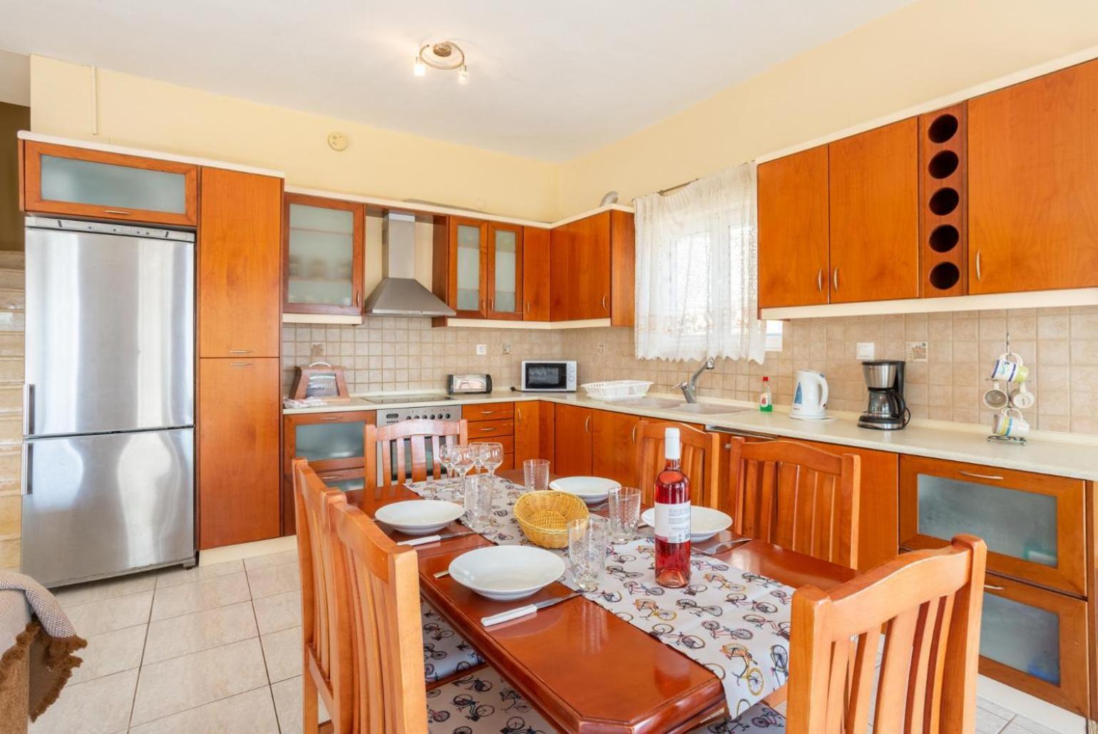 Villa Petros Katávolos Extérieur photo