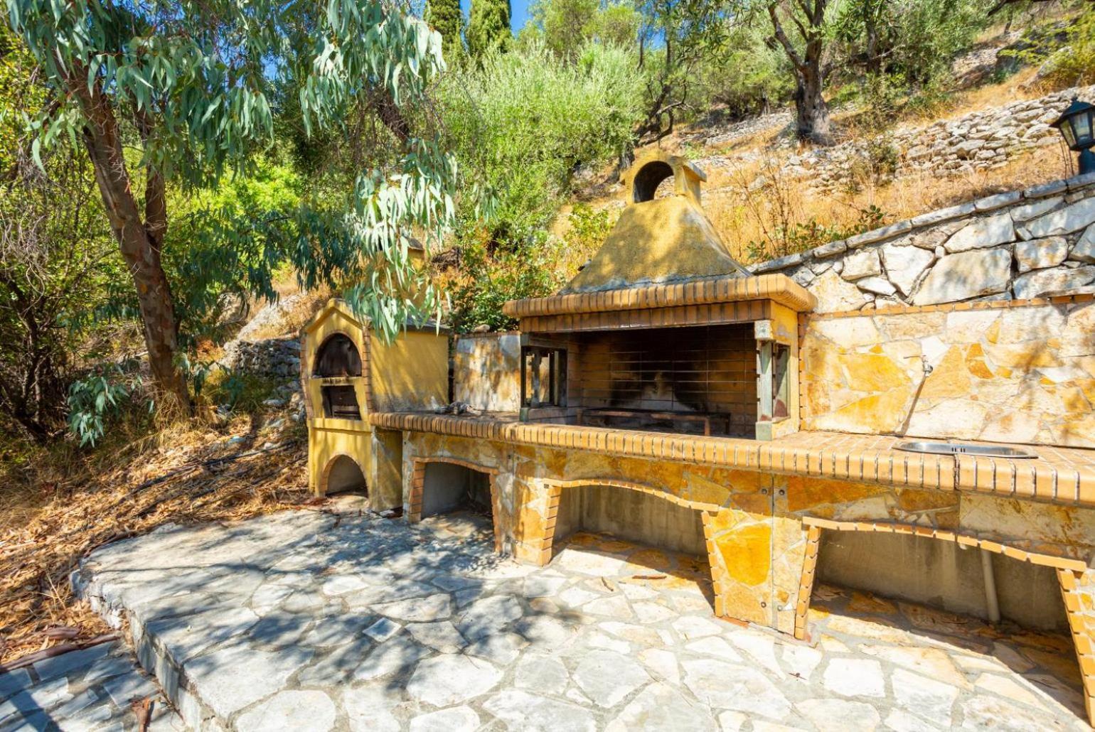 Villa Petros Katávolos Extérieur photo