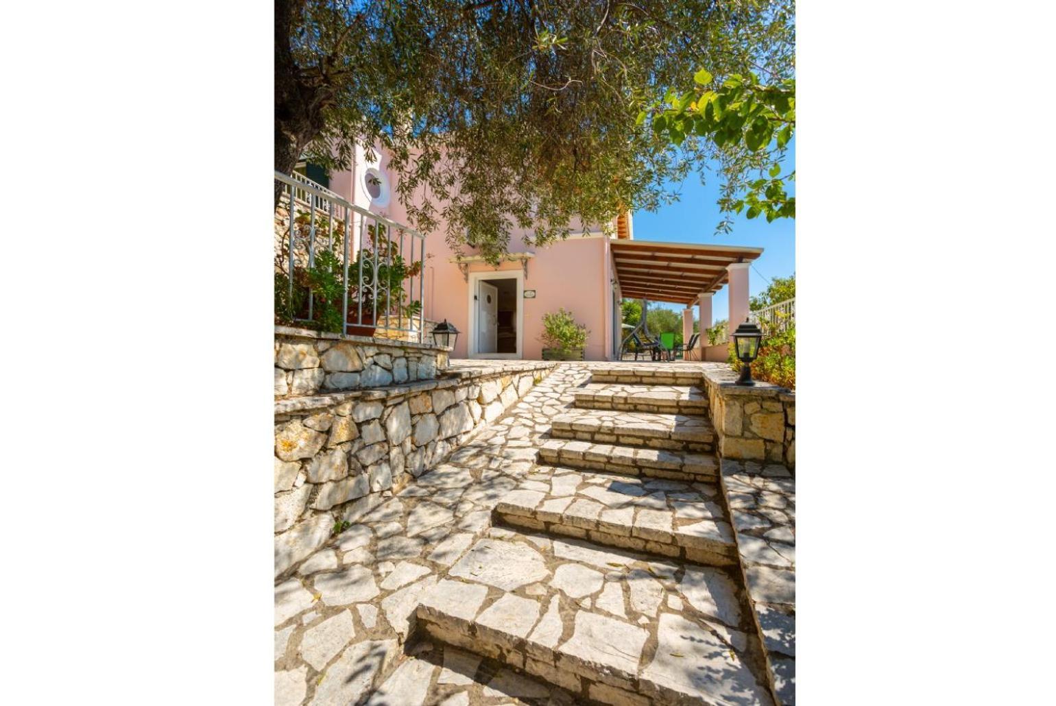 Villa Petros Katávolos Extérieur photo