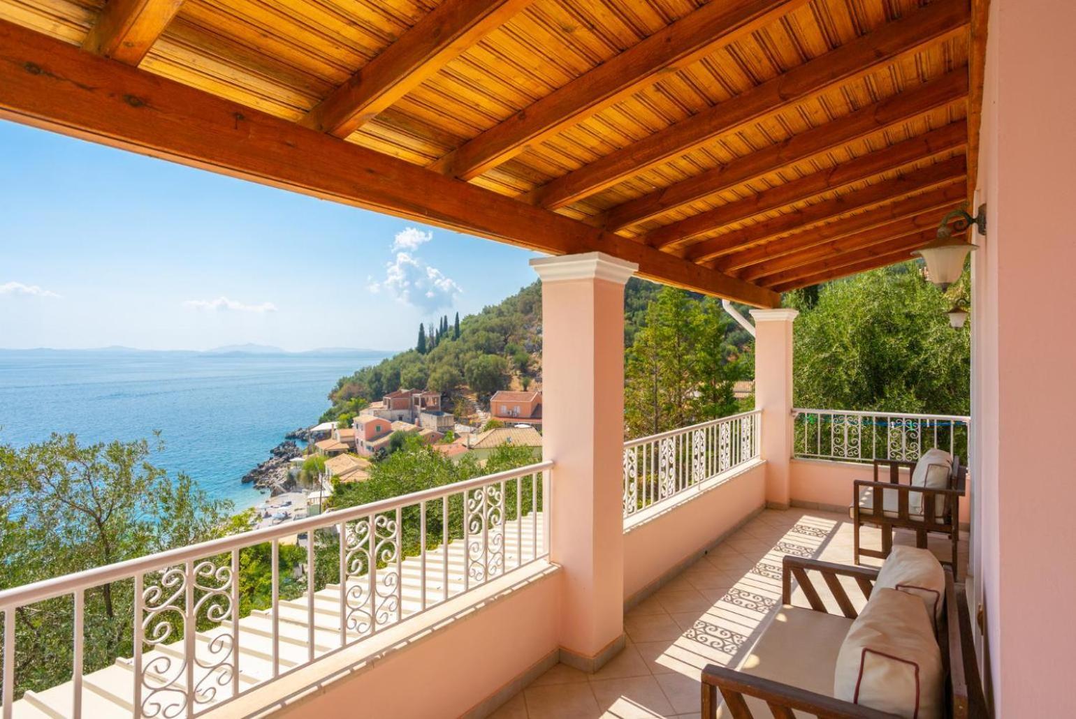 Villa Petros Katávolos Extérieur photo
