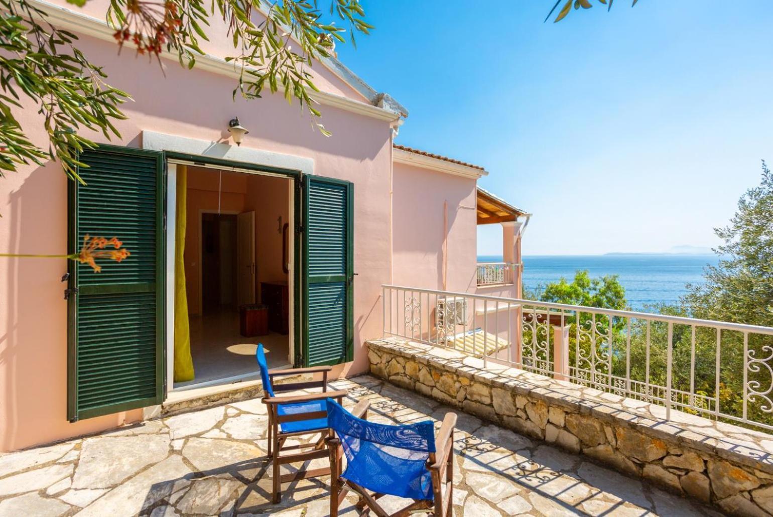Villa Petros Katávolos Extérieur photo